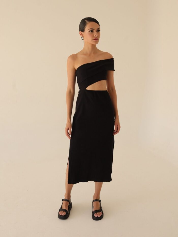 Vestido Faixa Ombro Preto